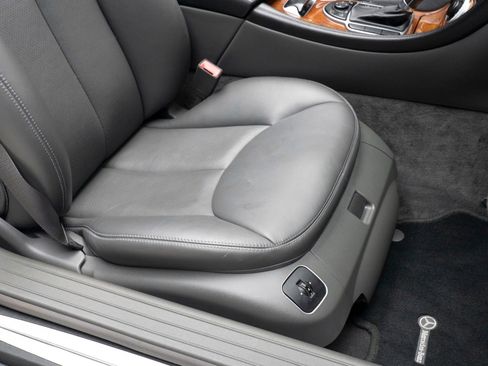 Used 2005 Mercedes-Benz SL 500 image 51