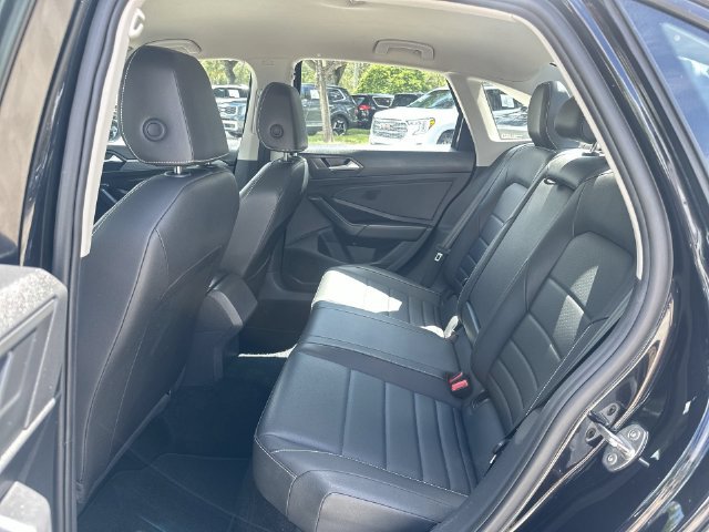 Used 2024 Volkswagen Jetta SE FWD image 27