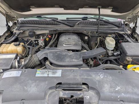 Used 2004 Chevrolet Avalanche 2WD image 22