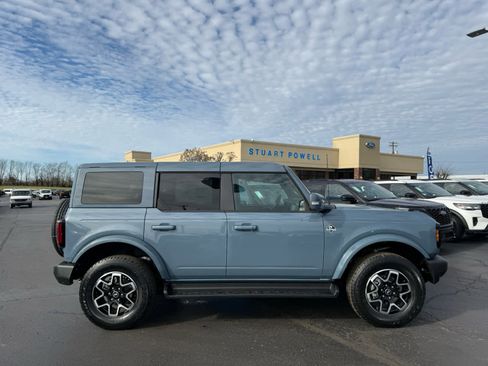 New 2025 Ford Bronco Outer Banks image 19