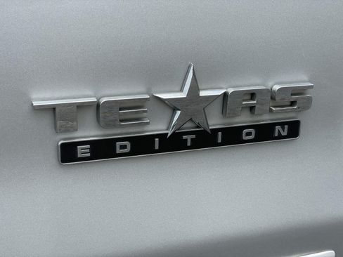 Used 2018 Chevrolet Silverado 1500 LT w/ Texas Edition AWD/4WD image 53