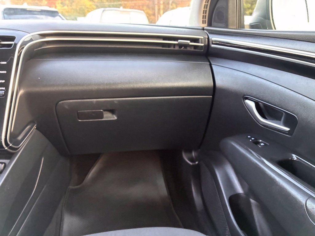 Certified 2024 Hyundai Tucson SE AWD/4WD image 37