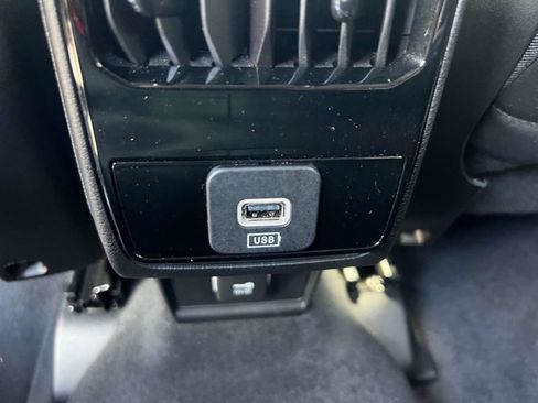 Used 2023 Jeep Compass Limited AWD/4WD image 11