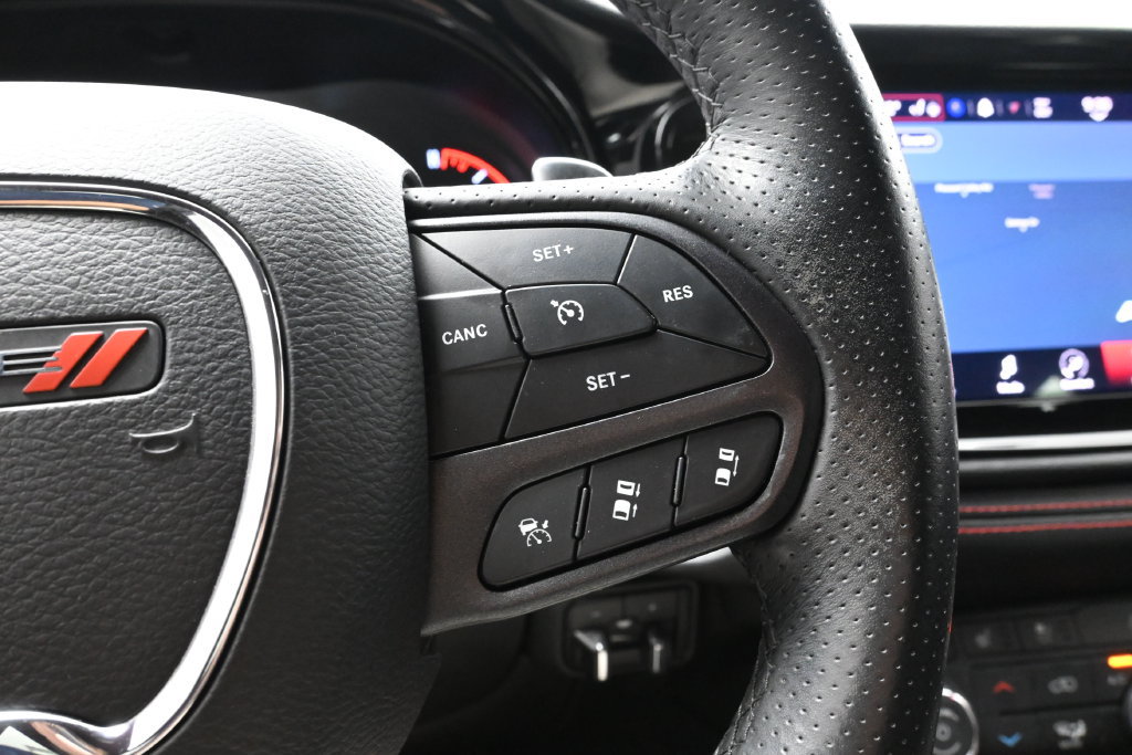 Used 2023 Dodge Durango R/T RWD image 31