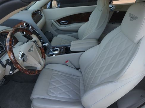 Used 2014 Bentley Continental GT image 11