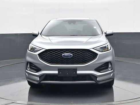 Used 2022 Ford Edge ST-Line w/ Class II Trailer Tow Package AWD/4WD image 2