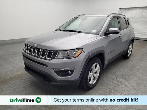 Used 2018 Jeep Compass Latitude image 1