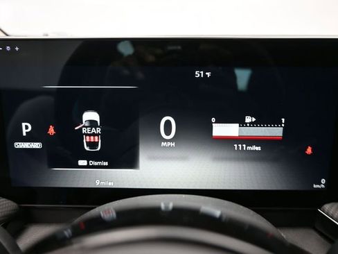 Used 2025 Nissan Kicks SR w/ SR Premium Package image 17