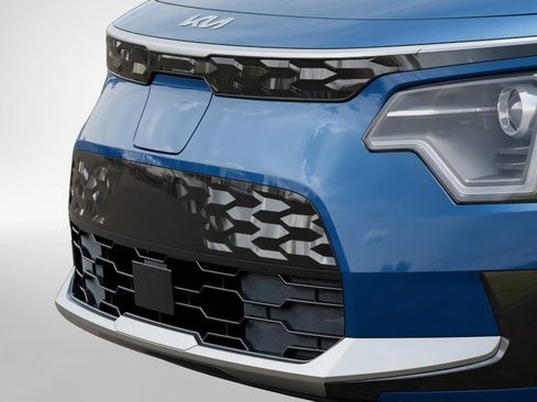New 2026 Kia Niro Wind FWD image 12