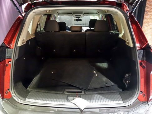 Used 2023 Nissan Rogue S image 27