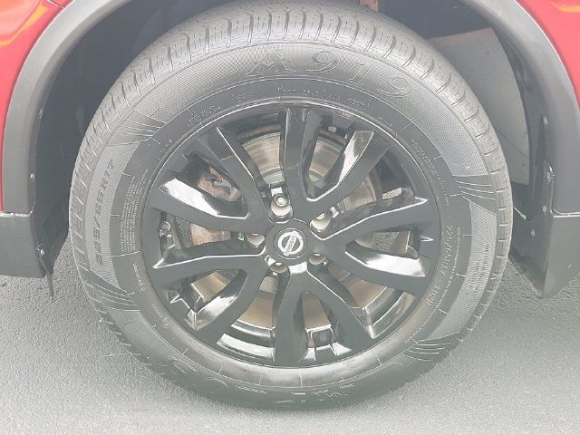 Used 2018 Nissan Rogue SV AWD/4WD image 7