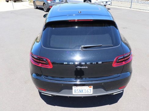 Used 2017 Porsche Macan AWD/4WD image 7
