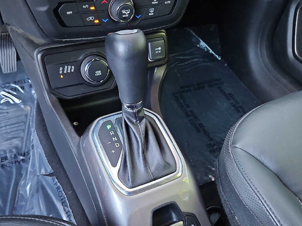 Used 2021 Jeep Renegade Limited AWD/4WD image 14