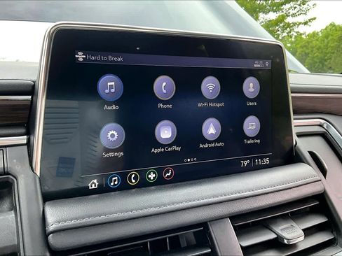 Used 2021 Chevrolet Tahoe LT w/ LT Signature Package RWD image 36