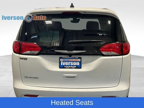 Used 2023 Chrysler Voyager LX FWD image 8