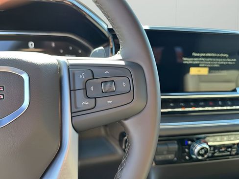 New 2026 GMC Sierra 1500 SLT image 30