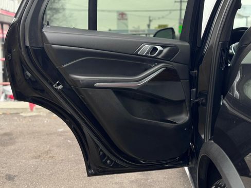 Used 2019 BMW X5 xDrive40i w/ Convenience Package image 25