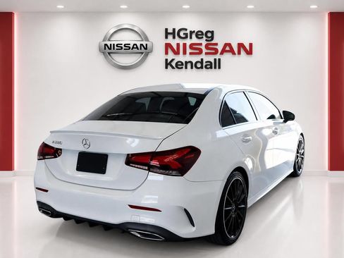 Used 2020 Mercedes-Benz A 220 image 4