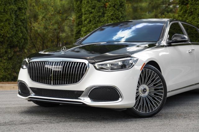 Used 2021 Mercedes-Benz Maybach S 580 4MATIC image 2