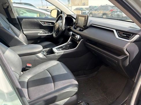 Used 2022 Toyota RAV4 XLE Premium FWD image 15