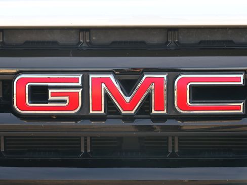 Used 2020 GMC Sierra 1500 Elevation w/ Elevation Value Package image 35