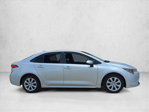 Certified 2023 Toyota Corolla LE FWD image 4