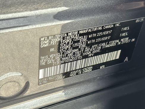 Certified 2025 Toyota RAV4 LE AWD/4WD image 26