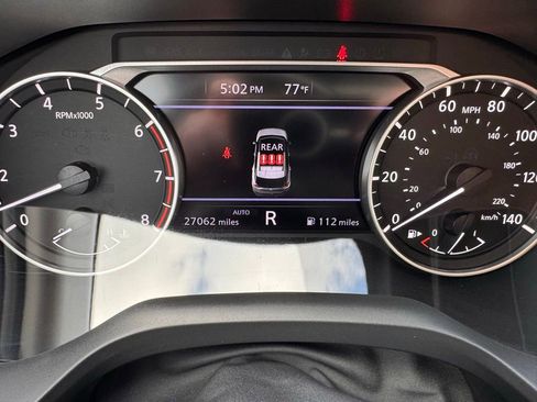 Used 2023 Nissan Rogue SV w/ SV Premium B Package image 28