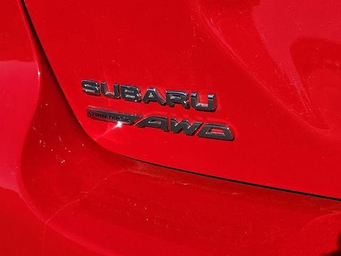 Certified 2025 Subaru Crosstrek 2.0i image 8