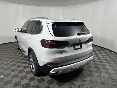 New 2026 BMW X5 xDrive40i image 3