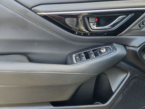 Used 2022 Subaru Outback Limited image 22