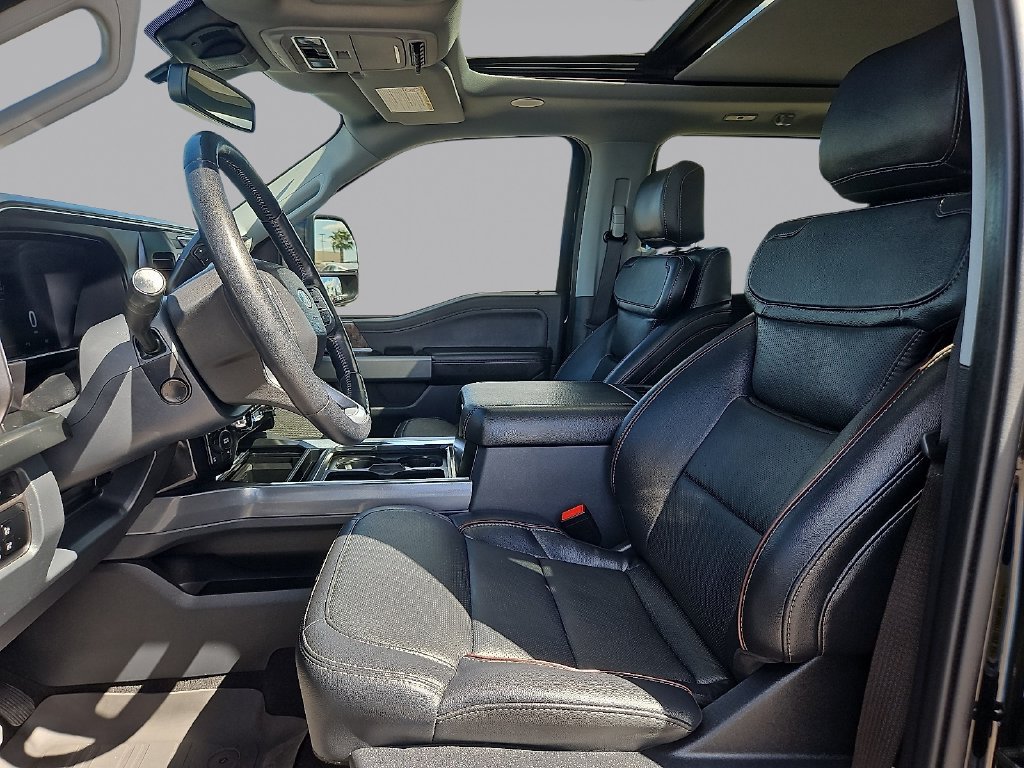 Used 2024 Ford F350 Lariat w/ Lariat Ultimate Package AWD/4WD image 13