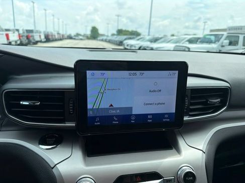Used 2023 Ford Explorer XLT w/ Equipment Group 202A AWD/4WD image 34