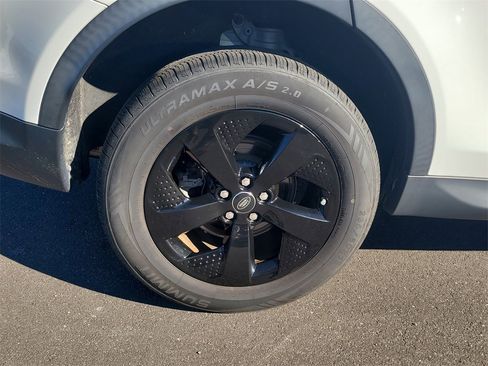 Used 2020 Land Rover Discovery Sport S image 5