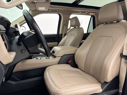 Used 2024 Ford Expedition Max Limited image 21