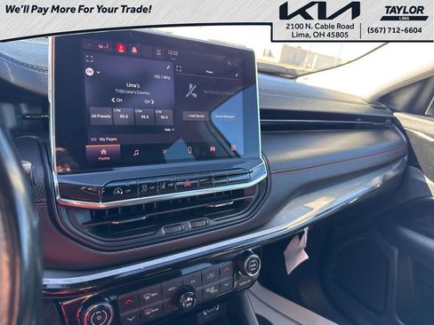 Used 2022 Jeep Compass Trailhawk w/ Trailhawk Convenience Group image 16