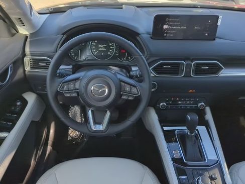 New 2025 MAZDA CX-5 AWD 2.5 S w/ Premium Plus Pkg image 4