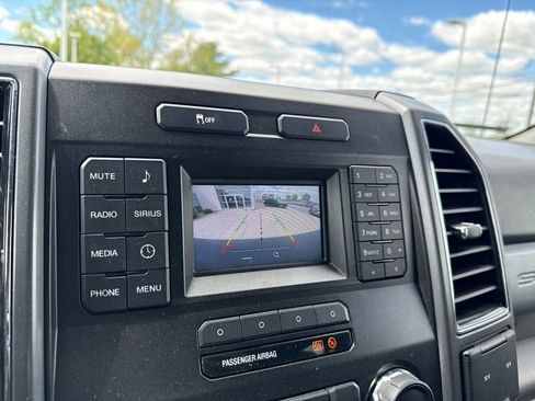 Used 2019 Ford F250 XLT w/ Snow Plow Prep Package AWD/4WD image 20
