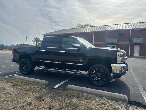 Used 2018 Chevrolet Silverado 1500 LTZ w/ Texas Edition image 2