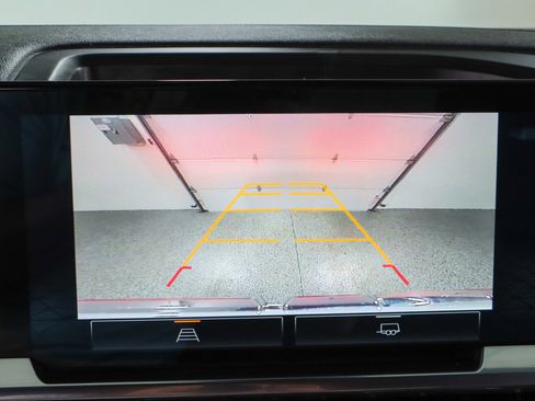 Used 2023 GMC Sierra 1500 Elevation image 21