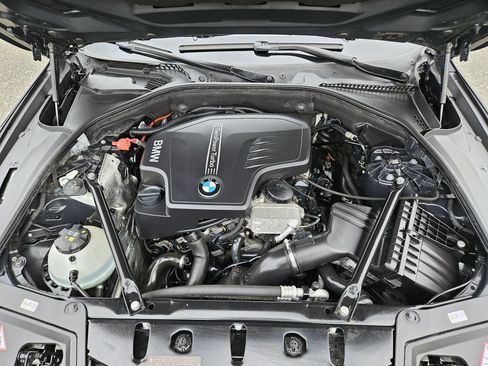 Used 2013 BMW 528i xDrive Sedan AWD/4WD image 30
