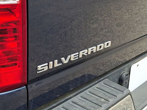 Used 2022 Chevrolet Silverado 2500 LT w/ Gooseneck/5TH Wheel Package AWD/4WD image 9