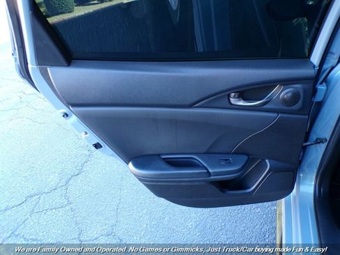 Used 2021 Honda Civic Sport image 17