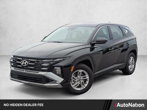 Used 2026 Hyundai Tucson SE FWD image 1