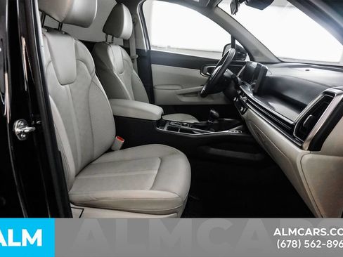 Used 2025 Kia Sorento S w/ Panoramic Sunroof Package FWD image 14