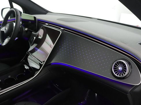 Certified 2026 Mercedes-Benz EQE 320 4MATIC SUV image 25