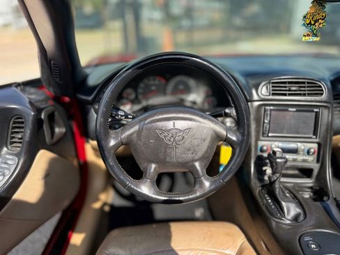 Used 2004 Chevrolet Corvette Convertible w/ Preferred Equipment Group image 24