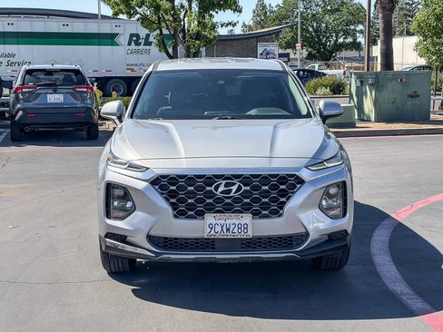 Used 2020 Hyundai Santa Fe SE image 6