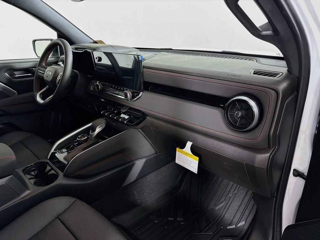 New 2026 Chevrolet Colorado Z71 w/ Technology Package AWD/4WD image 25