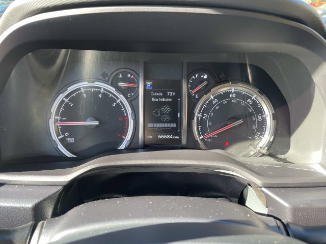Used 2021 Toyota 4Runner Venture w/ Moonroof Package AWD/4WD image 36